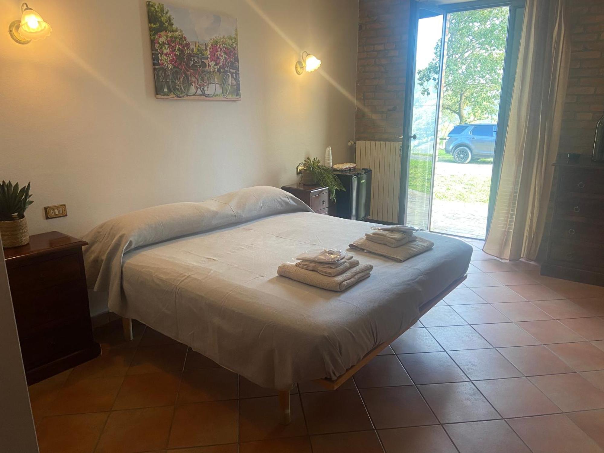 Agriturismo Cergallina Vernasca エクステリア 写真